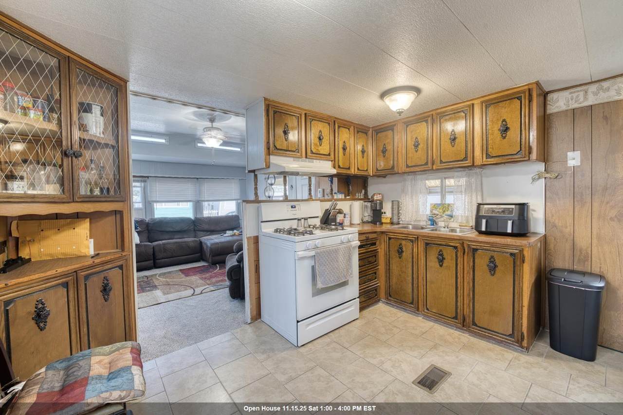 190 West 24Th St - Photo 1