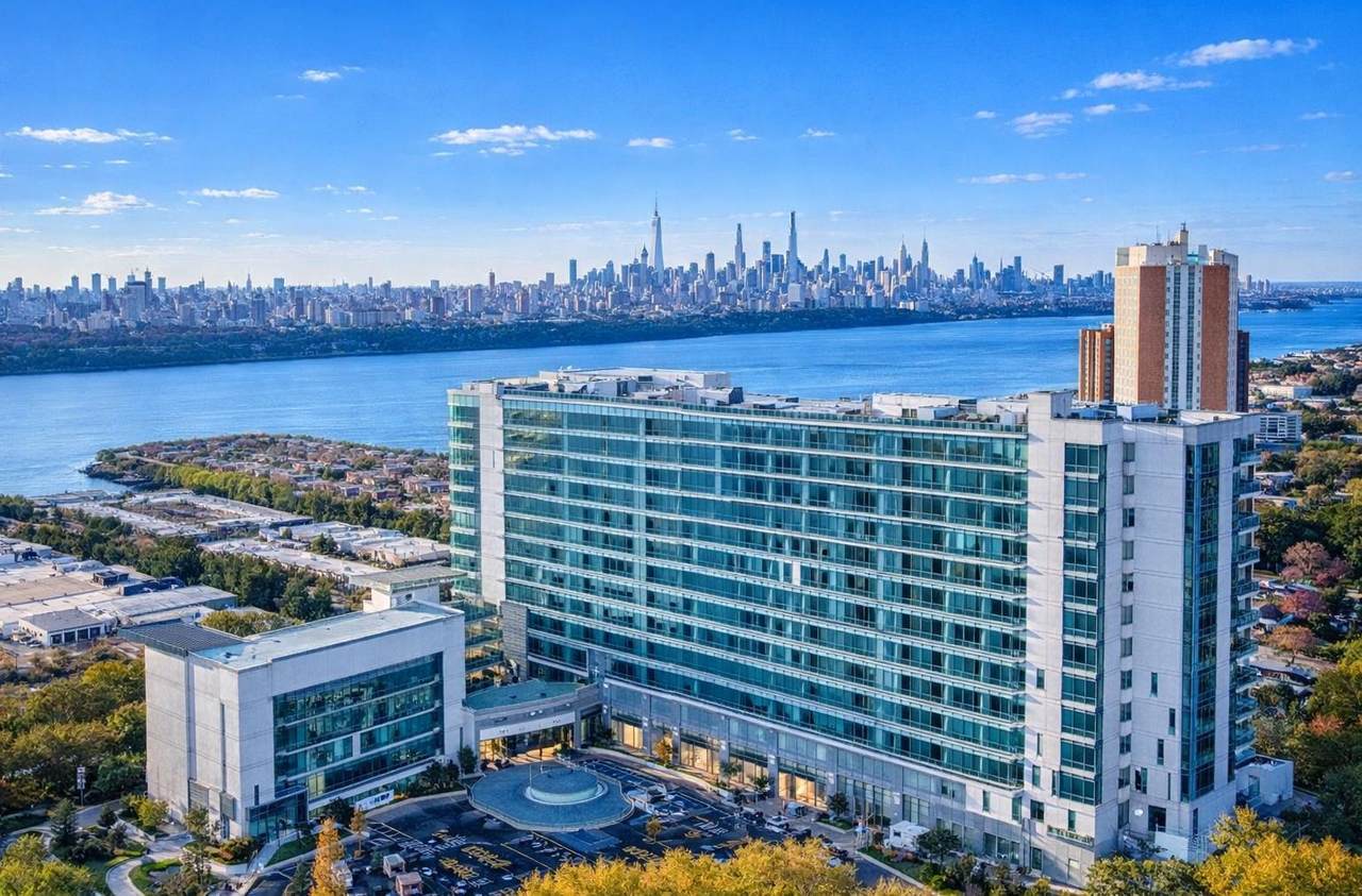 320 Adolphus Ave - Photo 1