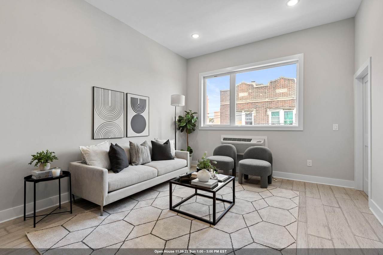 519 54TH ST - Photo 1