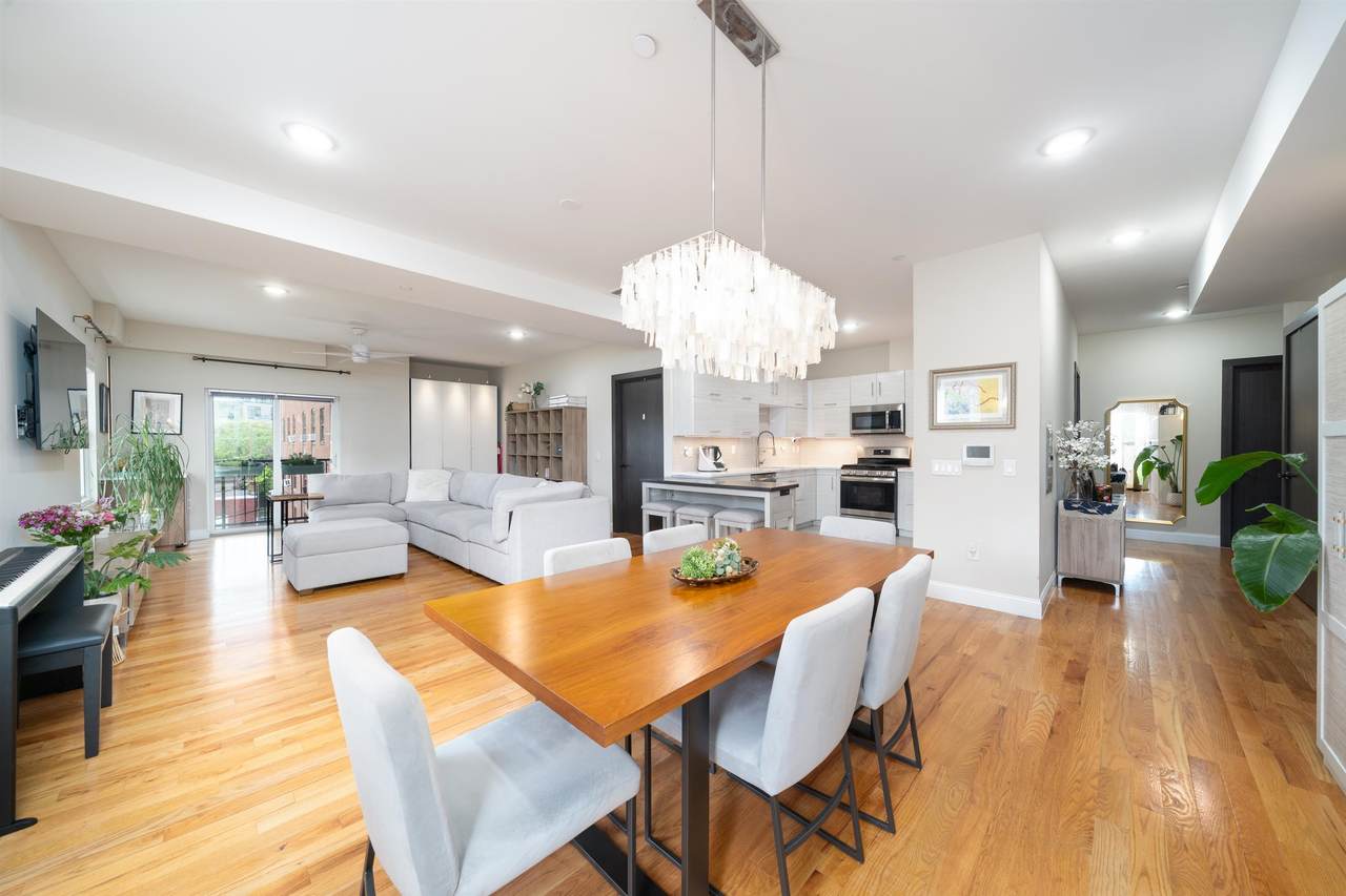 65 Storms Ave - Photo 1