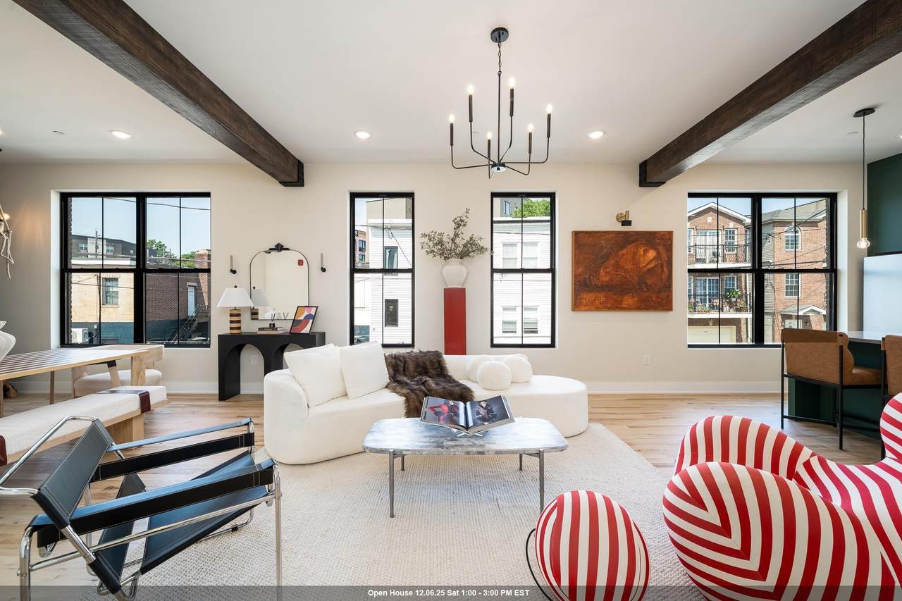 10 Prescott St - Photo 1