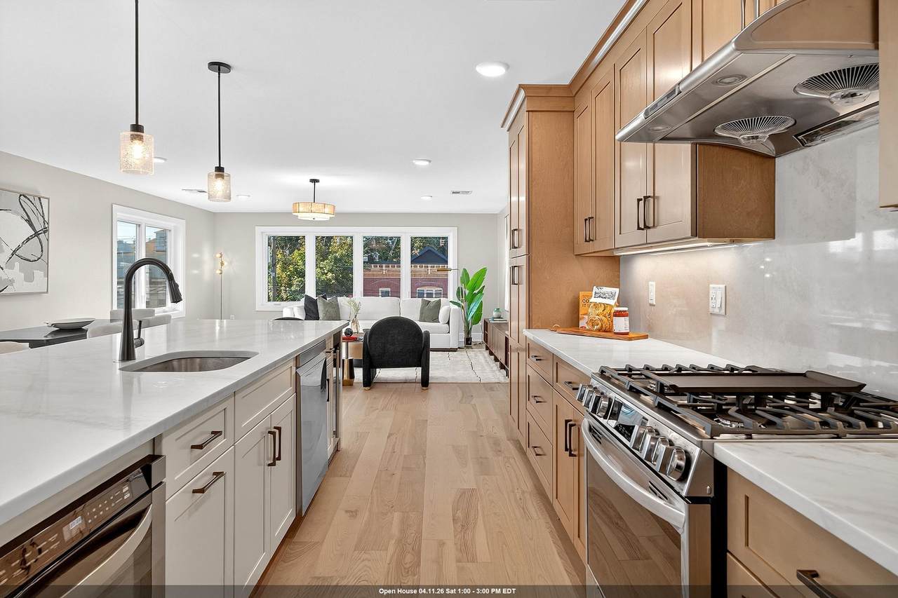 29 West 9Th St - Photo 1