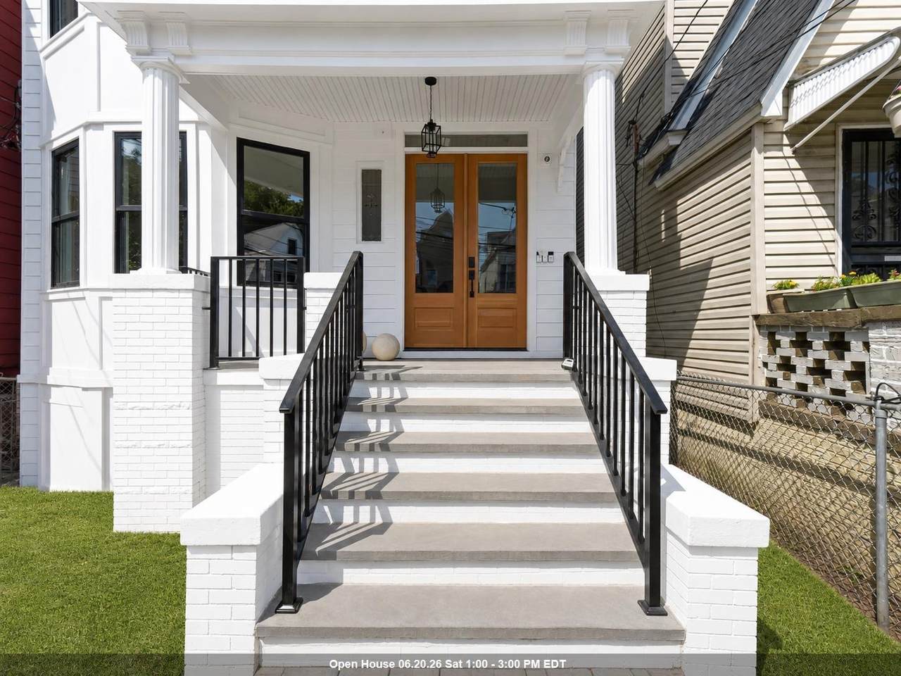 202 Fairview Ave - Photo 1