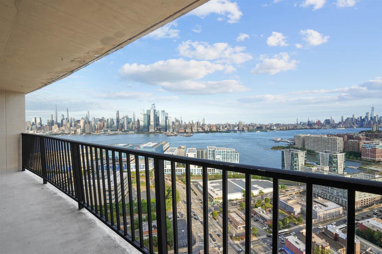 380 Mountain Rd - Photo 1