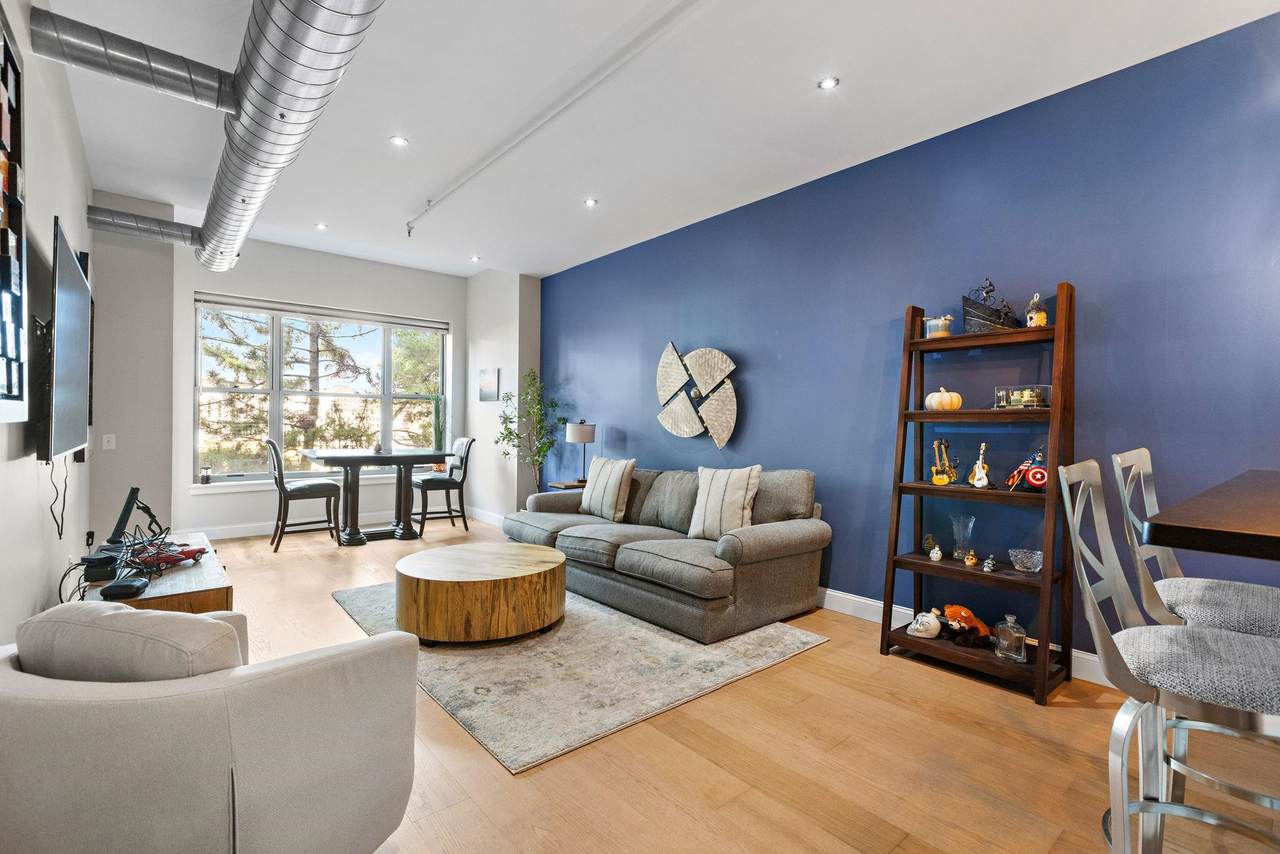 234 10TH ST - Photo 1