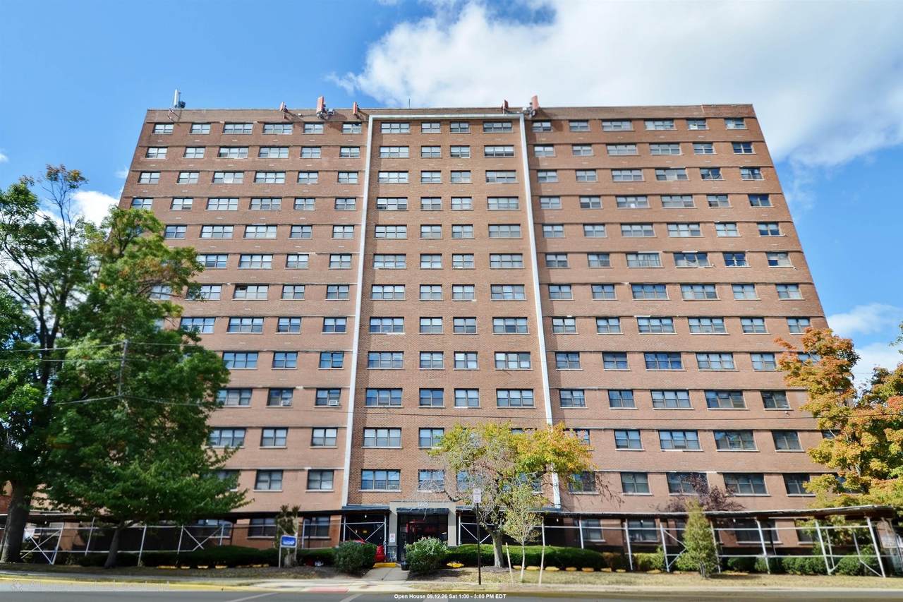 1225 Kennedy Blvd - Photo 1
