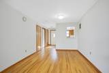 210 Pavonia Ave - Photo 5
