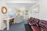 741 Bloomfield Ave - Photo 17