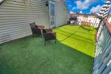 564 Hudson Ave - Photo 13