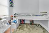 564 Hudson Ave - Photo 4