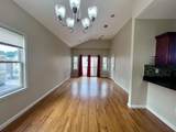 43 Manhattan Ave - Photo 3