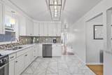 290 Randolph Ave - Photo 3