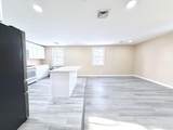 1572 Summit Ave - Photo 8
