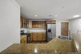 305 Whiton St - Photo 10