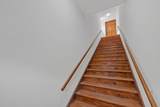 227 Franklin Ave - Photo 3