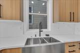 206 Clendenny Ave - Photo 7