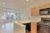704 Clinton St - Photo 4