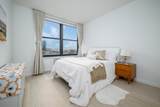 102 Christopher Columbus Dr - Photo 15