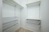 102 Christopher Columbus Dr - Photo 19