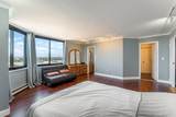 2110 Harmon Cove Tower - Photo 17
