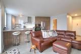100 Manhattan Ave - Photo 18