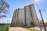 100 Manhattan Ave - Photo 2