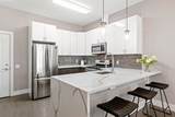 313 Pine St - Photo 3