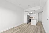 412 Whiton St - Photo 14