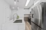 412 Whiton St - Photo 5