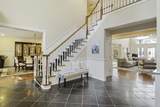 9 Bishops Lane - Photo 5