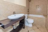 2105 Harmon Cove Tower - Photo 16