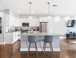 50 Laidlaw Ave - Photo 7