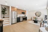 202 Fairview Ave - Photo 2