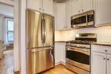 1122 Hudson St - Photo 1