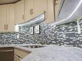 1203 Harmon Cove Tower - Photo 15