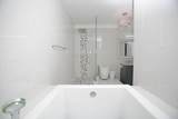 1203 Harmon Cove Tower - Photo 3