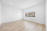 418 11TH ST - Photo 16