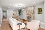 70 Bowers St - Photo 2