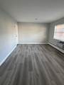 325 Essex St - Photo 3