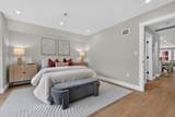 306 Grand St - Photo 14