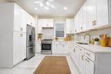164 Bayview Ave - Photo 3
