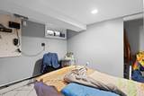 813 Montgomery St - Photo 15