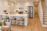 386 Webster Ave - Photo 6