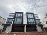 734 Post Pl - Photo 1
