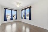 974 Summit Ave - Photo 16
