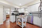 39 Waverly St - Photo 2