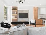 1123 Summit Ave - Photo 1