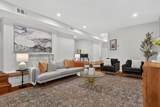 121 Grand St - Photo 1