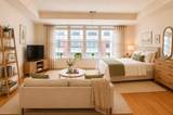 402 9TH ST - Photo 1
