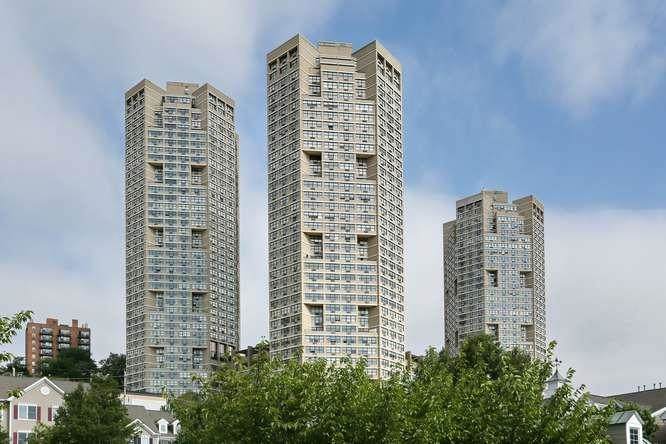 7004 Blvd East - Photo 1